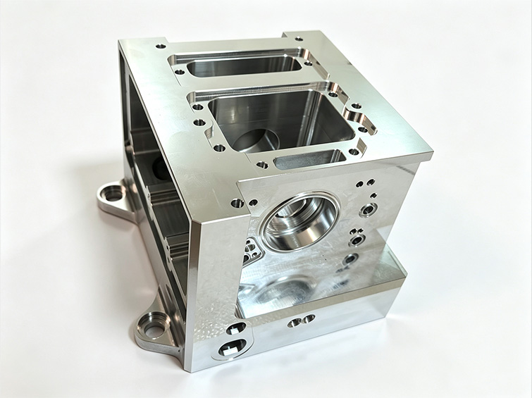 Lightweight Integrated Aluminum Fluid Manifold for Automation Equipment